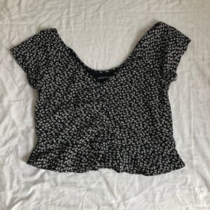 American Eagle peplum crop